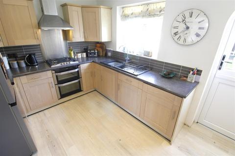 40 Caillard Road, Byfleet, West Byfleet, KT14 7JB