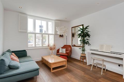 4 bedroom house for sale, Hadley Street, Camden, London