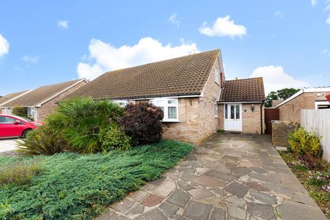 4 bedroom semi-detached bungalow for sale, Oakley Park, Bexley, DA5