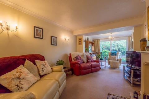 4 bedroom semi-detached bungalow for sale, Oakley Park, Bexley, DA5