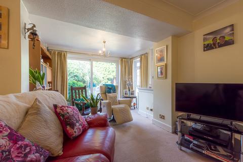 4 bedroom semi-detached bungalow for sale, Oakley Park, Bexley, DA5