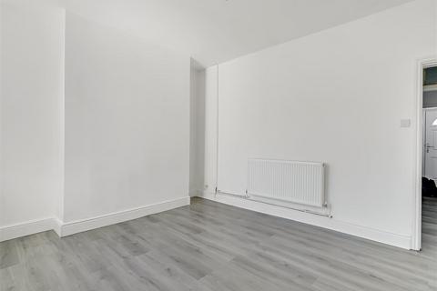 118 Easson Road, Darlington, DL3 6BB