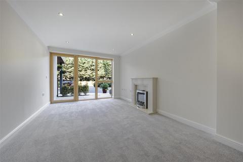 1 bedroom retirement property for sale, Castle View, Helston Lane, Windsor