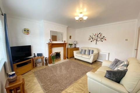 3 bedroom semi-detached bungalow for sale, Oak Avenue, Abram, Wigan, WN2 5XH