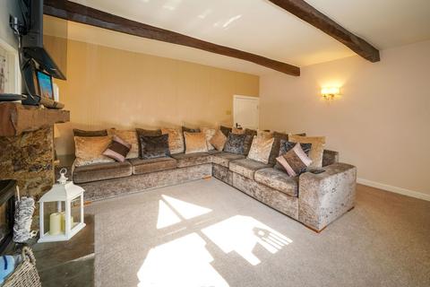 14 Crown Point, Turton, Bolton, BL7 0BD