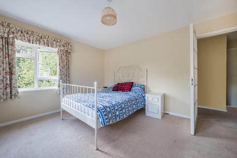 2 bedroom flat for sale, Virginia Water GU25