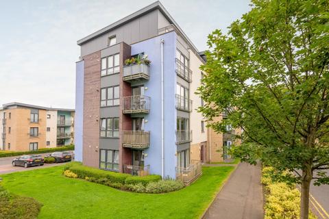 3 bedroom flat to rent, East Pilton Farm Avenue, Edinburgh, EH5