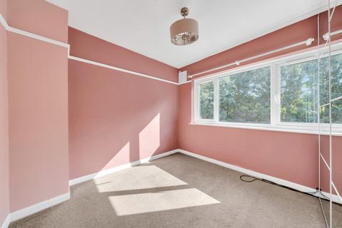 2 bedroom maisonette for sale, Eversley Avenue, Barnehurst, DA7