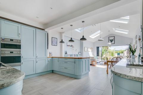23 Mount Pleasant Road, New Malden, KT3 3JZ