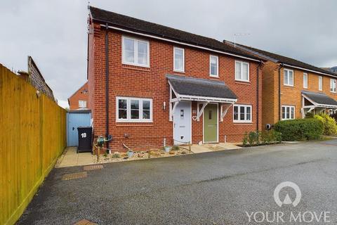 2 bedroom semi-detached house to rent, Wades Field Place, Crewe CW1