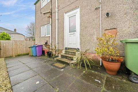 3 bedroom flat to rent, Crofton Avenue, Glasgow G44