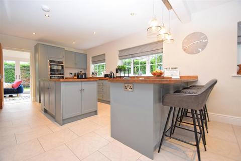 5 bedroom detached house for sale, Weir Road, Hanwood, Shrewsbury