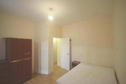 1 bedroom flat to rent, Lucas Avenue, E13 0QP