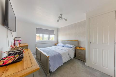 6 Broadhidley Drive, Birmingham, B32 3QN