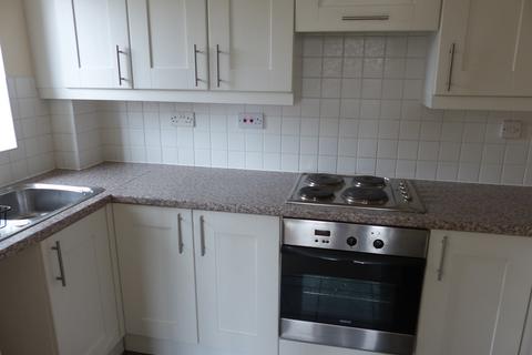 2 bedroom flat to rent, Peterhouse Close, Peterborough PE3