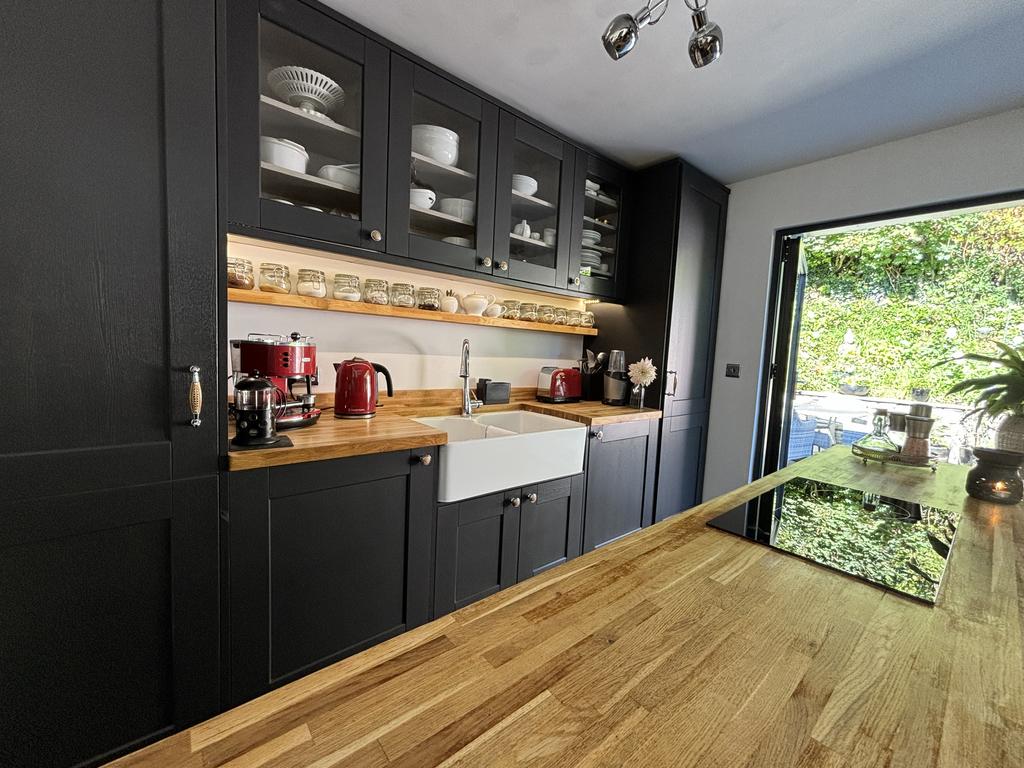Kitchen (second image)