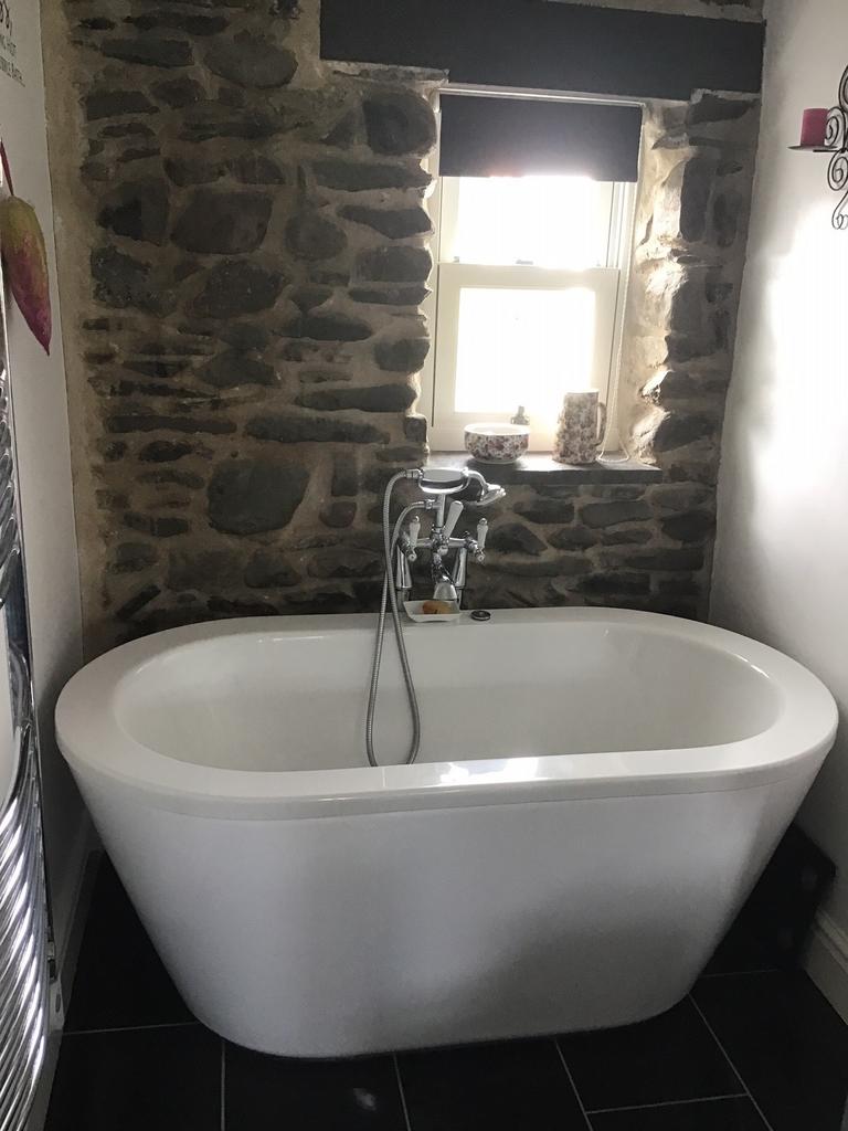 Bathroom (third image)