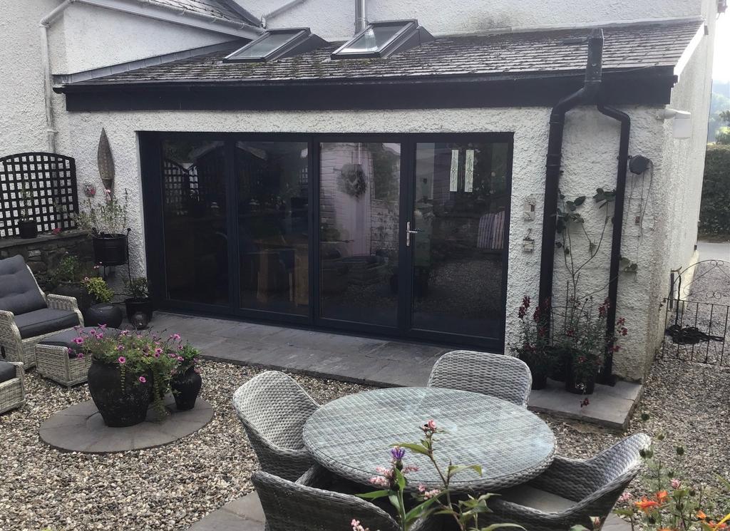 Rear garden (fifth image)