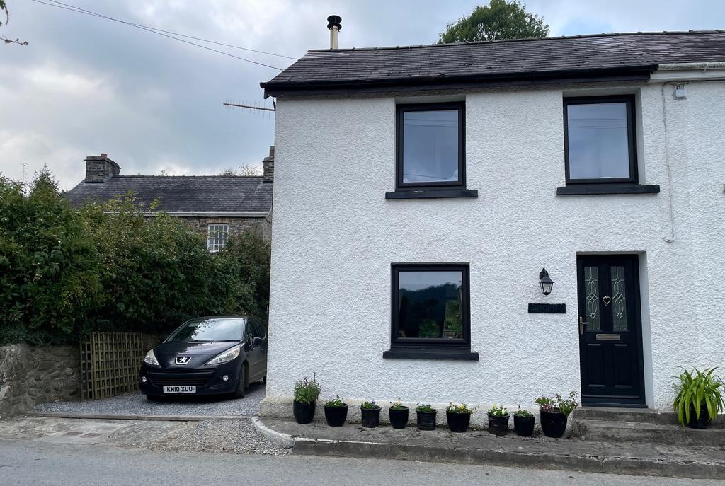 Front of property (first image)