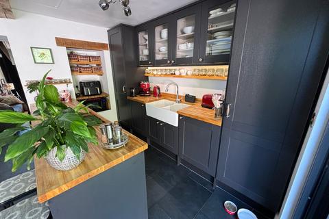 Llwynpiod Llanfair Road, Lampeter, SA48 8JZ