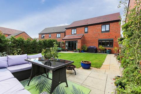 4 bedroom detached house for sale, Barley Way, Moorfields, NE12