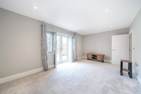 undefined, Woodroffe Close, Ash GU12