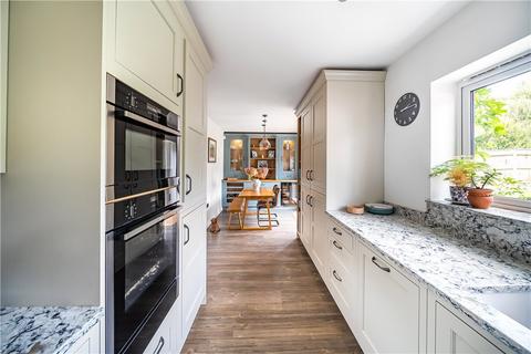 33 Baddesley Close, North Baddesley, Southampton, SO52 9DR
