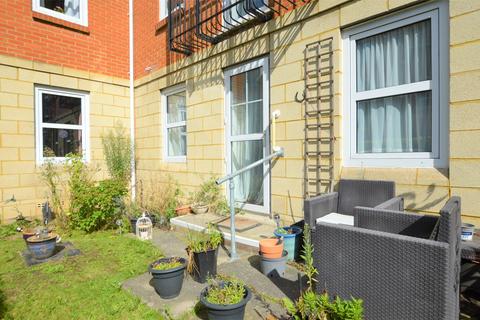 1 bedroom apartment for sale, Roebuck Close, Reigate RH2