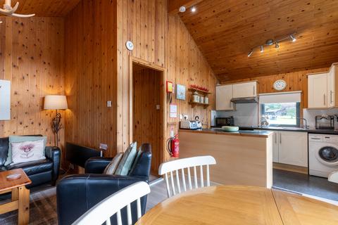 2 bedroom lodge for sale, 1/2 Share of Gulls' Island, Loch Tay Highland Lodges, Killin, Stirlingshire. FK21 8TY