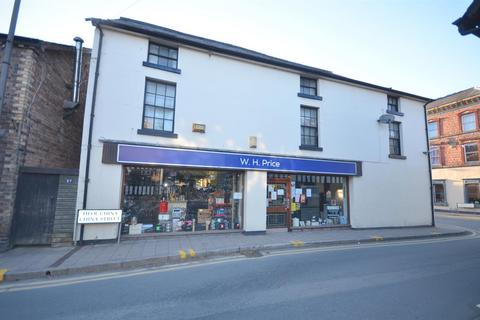 2 bedroom apartment to rent, China Street, Llanidloes