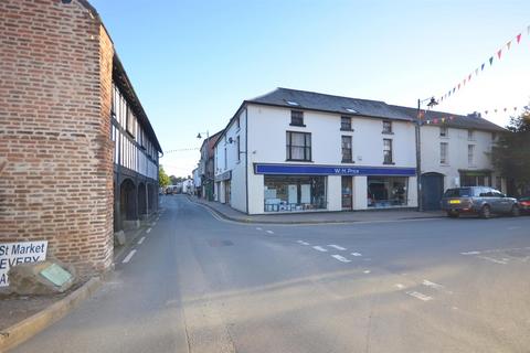 2 bedroom apartment to rent, China Street, Llanidloes