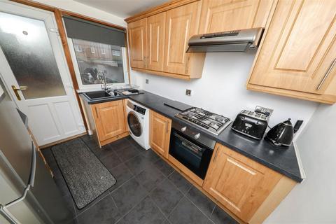 2 bedroom end of terrace house for sale, Warout Road, Glenrothes