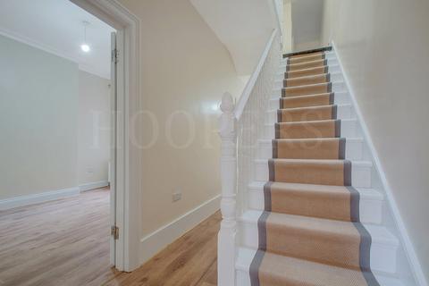 4 bedroom house to rent, Mora Road, London, NW2