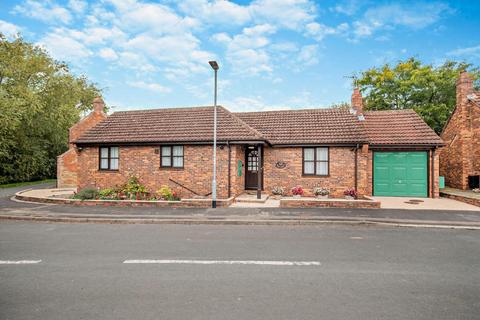 2 bedroom detached bungalow for sale, Brookside Close, Barmby Moor, York