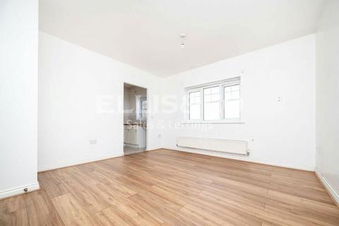 2 bedroom flat for sale, 1 Symphony Close, Edgware, London, HA8 0ED