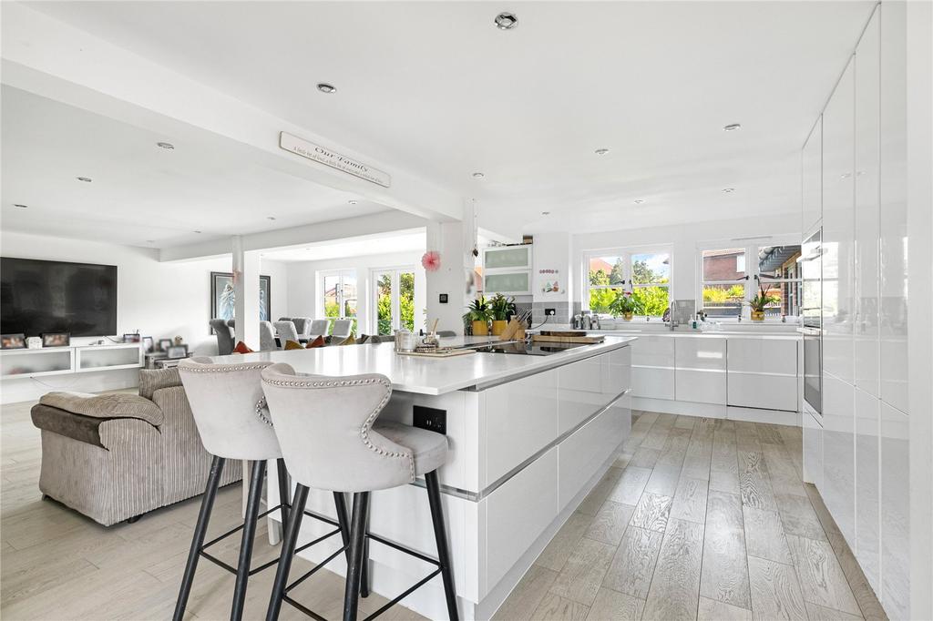 Foxley Lane, Binfield, Bracknell... 5 bed detached house for sale £