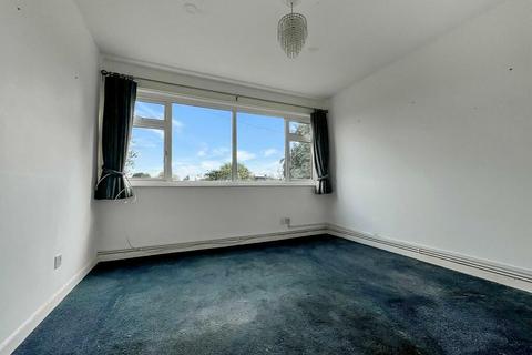 2 bedroom flat for sale, Edenbridge, Kent, TN8