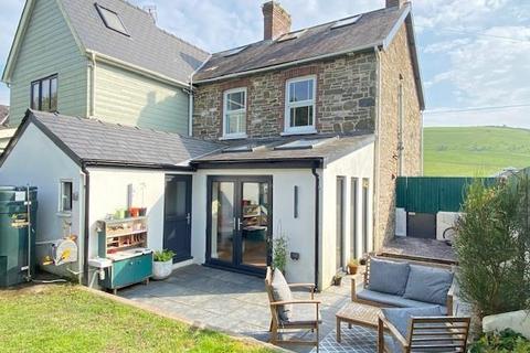 3 bedroom end of terrace house for sale, Meidrim, Carmarthen