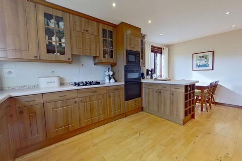 4 bedroom detached house for sale, Queens Road, Broxburn, EH52