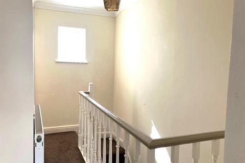 2 bedroom terraced house for sale, Coombes Road, Neath