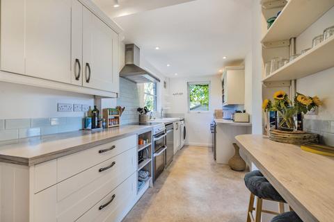 Claylands Steep Road, Crowborough, TN6 3RX