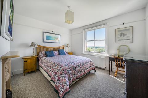 Claylands Steep Road, Crowborough, TN6 3RX