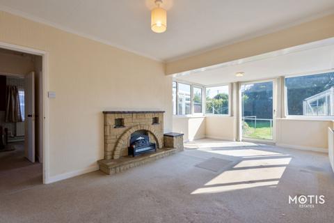 24 Albany Road, Capel Le Ferne, Folkestone, CT18 7LA