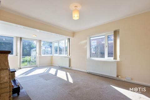 24 Albany Road, Capel Le Ferne, Folkestone, CT18 7LA