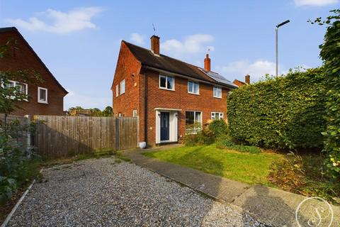 2 bedroom semi-detached house for sale, Larkhill Close, Leeds