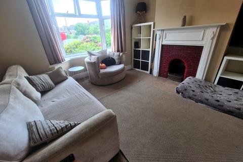 3 bedroom semi-detached house to rent, Bellemoor Road, Southampton SO15