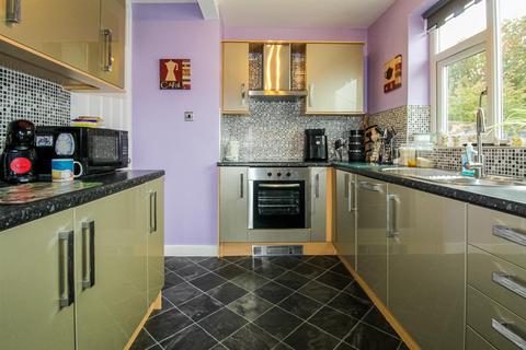 59 Batley Road, Tingley, Wakefield, WF3 1HE