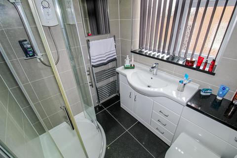 59 Batley Road, Tingley, Wakefield, WF3 1HE