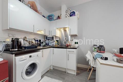 1 bedroom flat for sale, Iverson Road, London