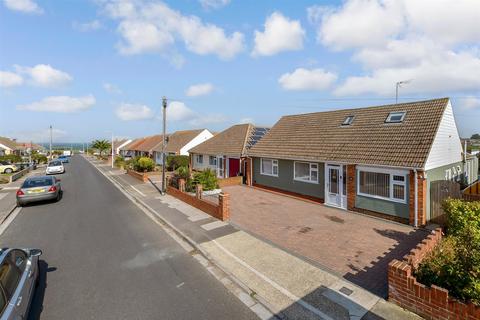 5 bedroom chalet for sale, Clarence Avenue, Palm Bay, Margate, Kent